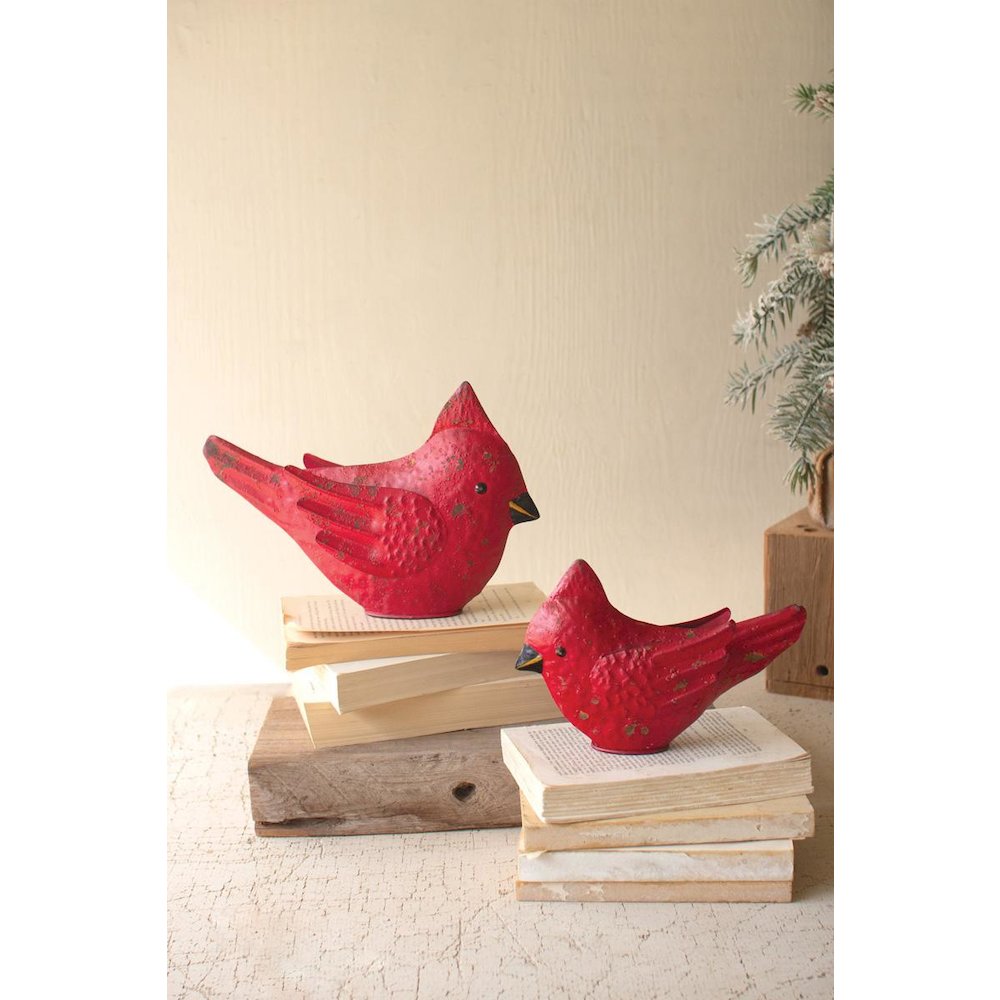 Set Of Two Painted Metal Christmas Cardinals. Picture 1