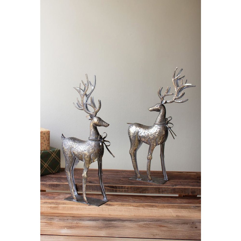 Set Of Two Rustic Metal Reindeer. Picture 4