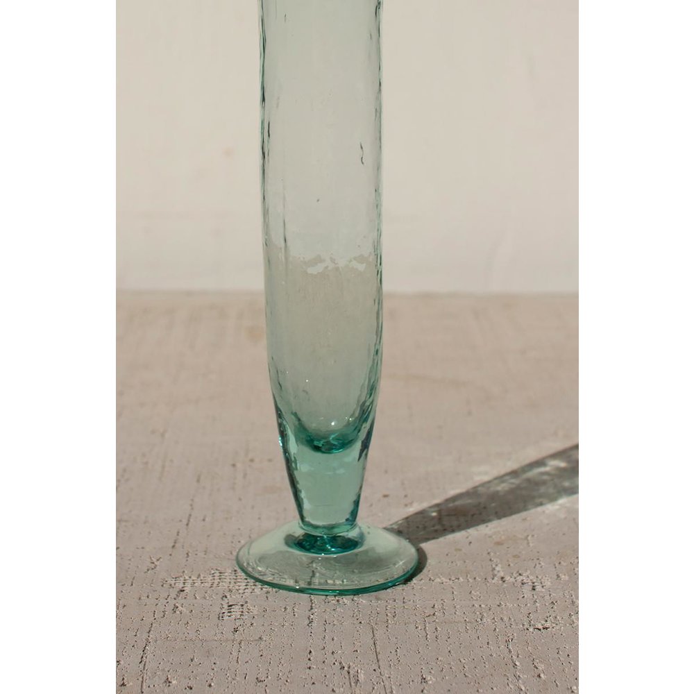 Tall Recycled Champagne Flute. Picture 4