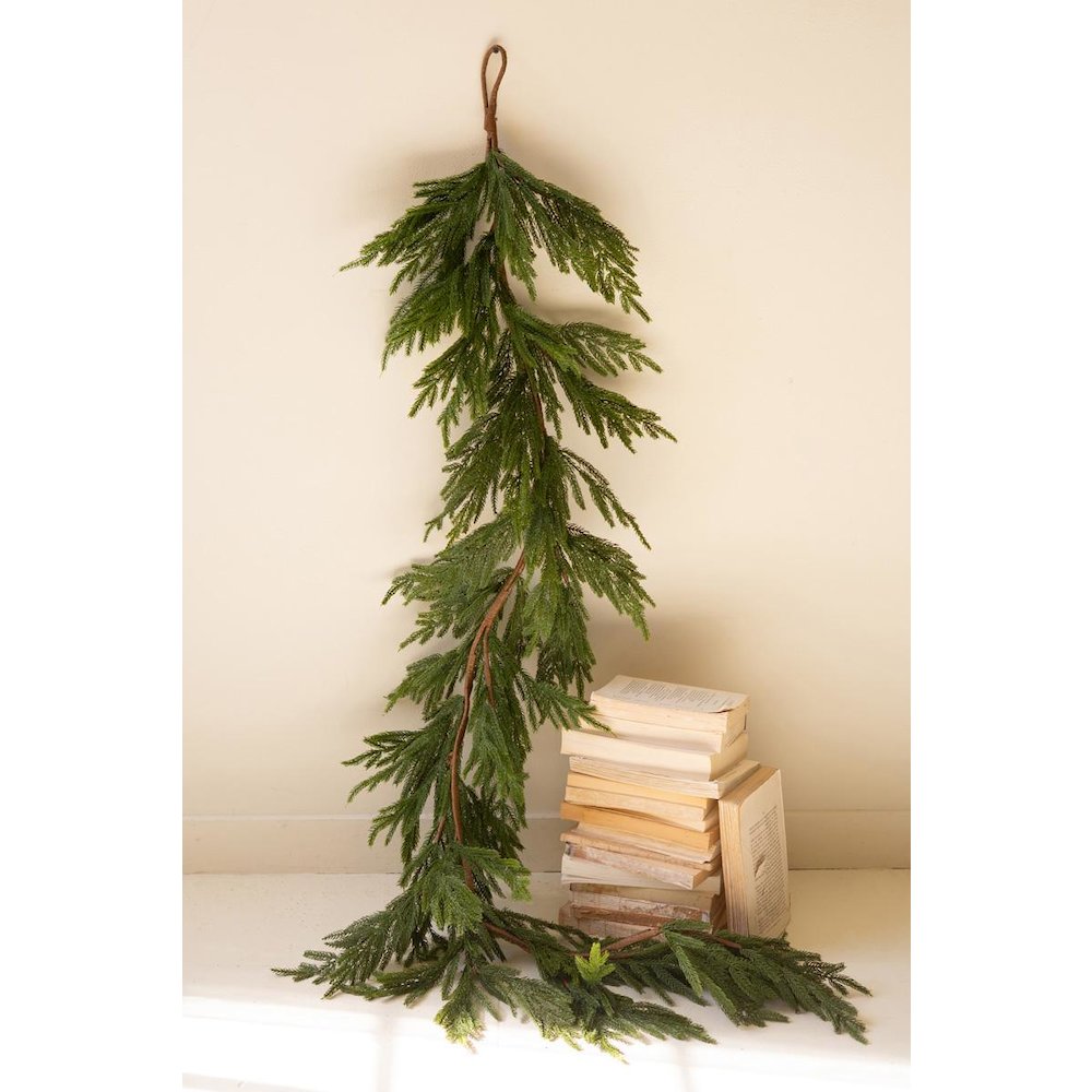 Faux Fir Garland. Picture 2
