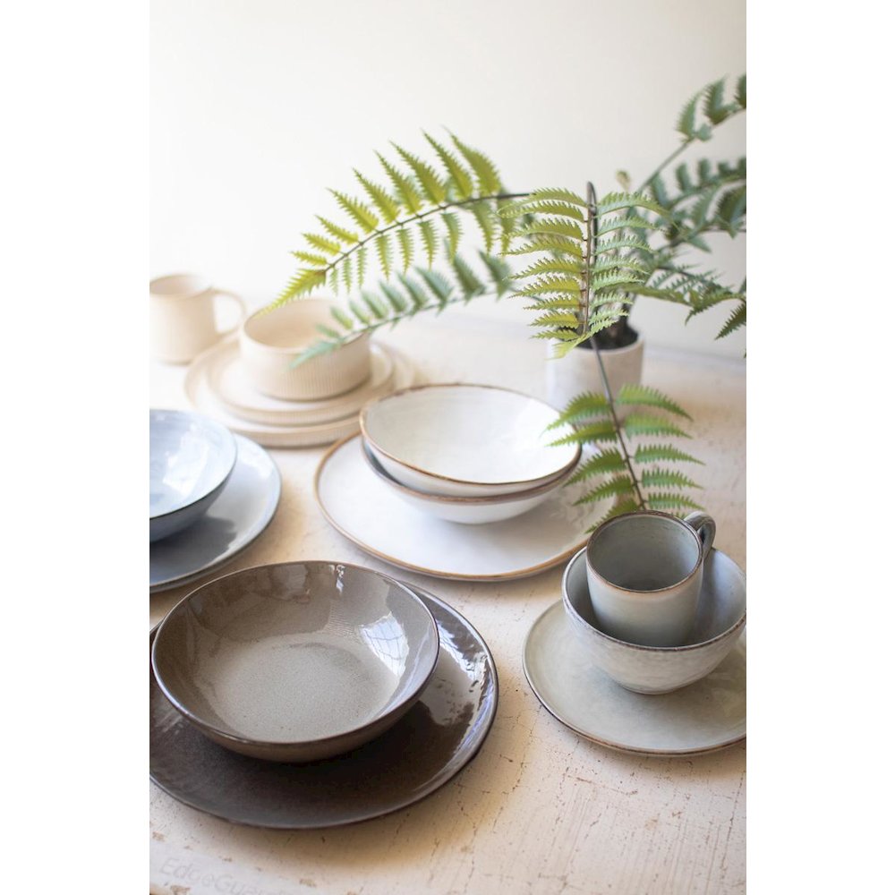 Set Of Three Stonewash Ceramic Dinner & Salad Plate & Bowl. Picture 5