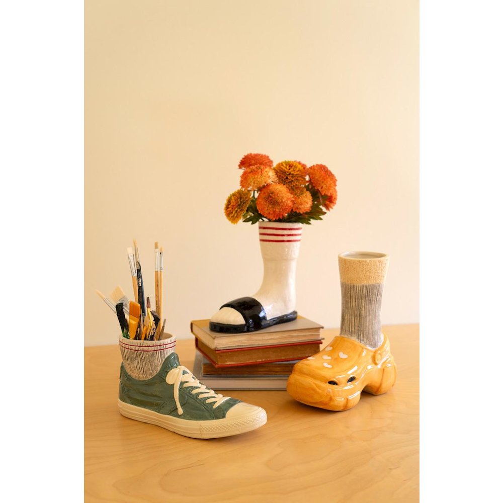 Ceramic Crocs And Socks Vase. Picture 3