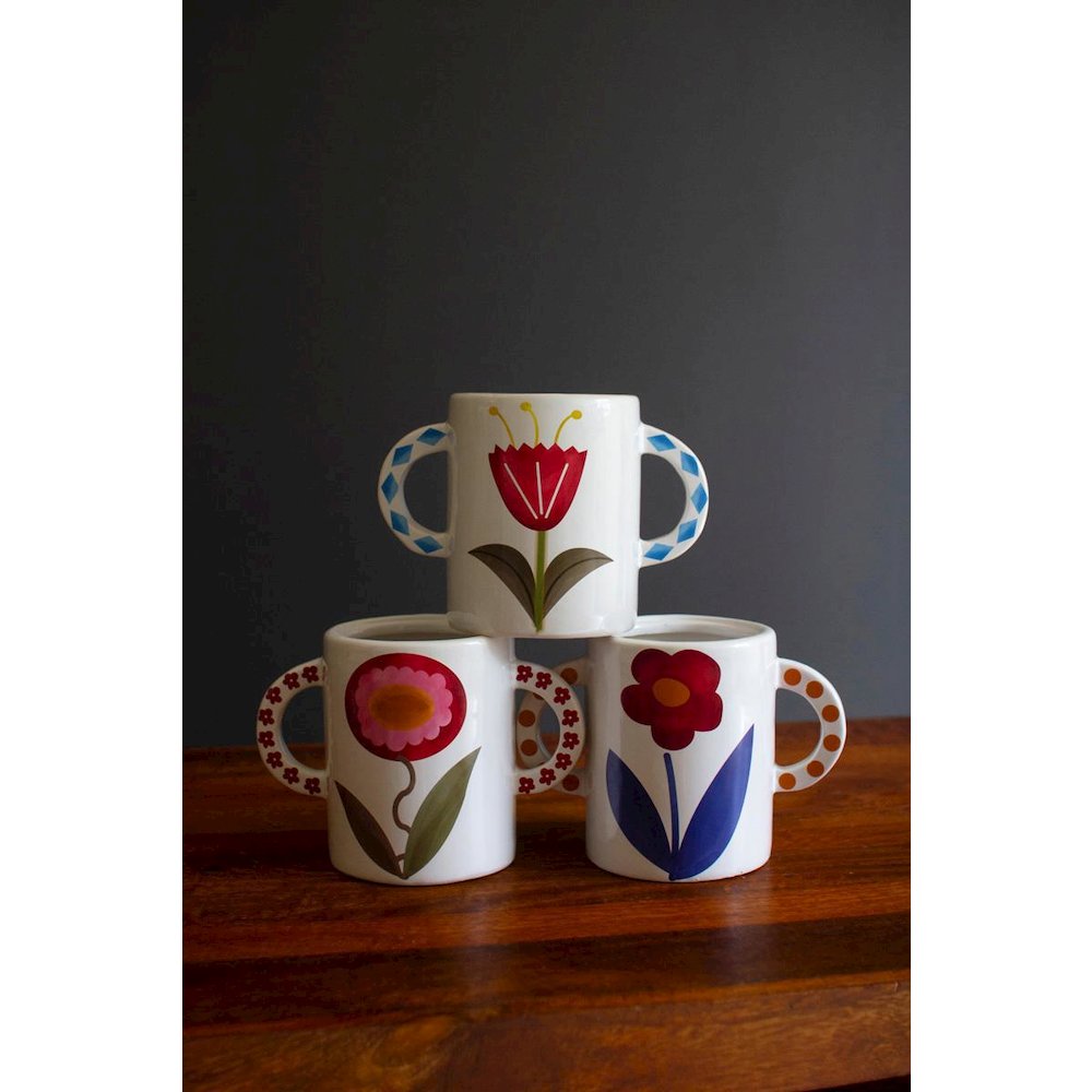Set Of Three Ceramic Double Handle Vases With Flowers. Picture 2
