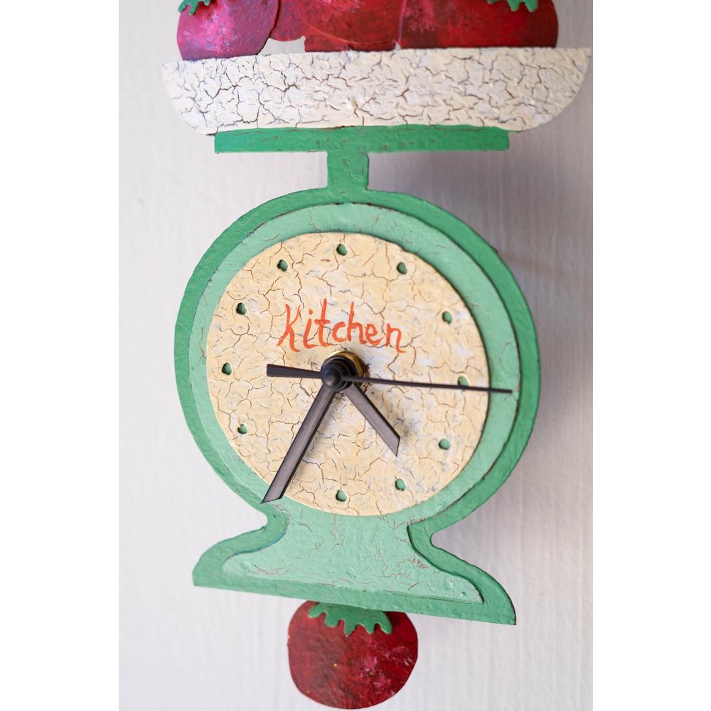 Hand Painted Wall Clock - Tomatoes on a Scale. Picture 2