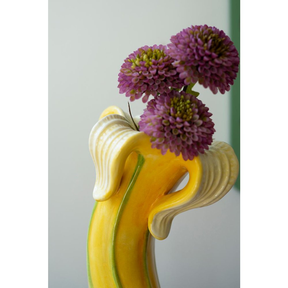 Ceramic Banana Vase. Picture 3