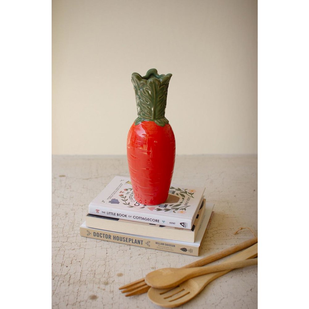 Ceramic Carrot Vase. Picture 1