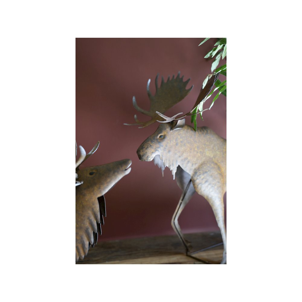 Rustic Metal Moose. Picture 2