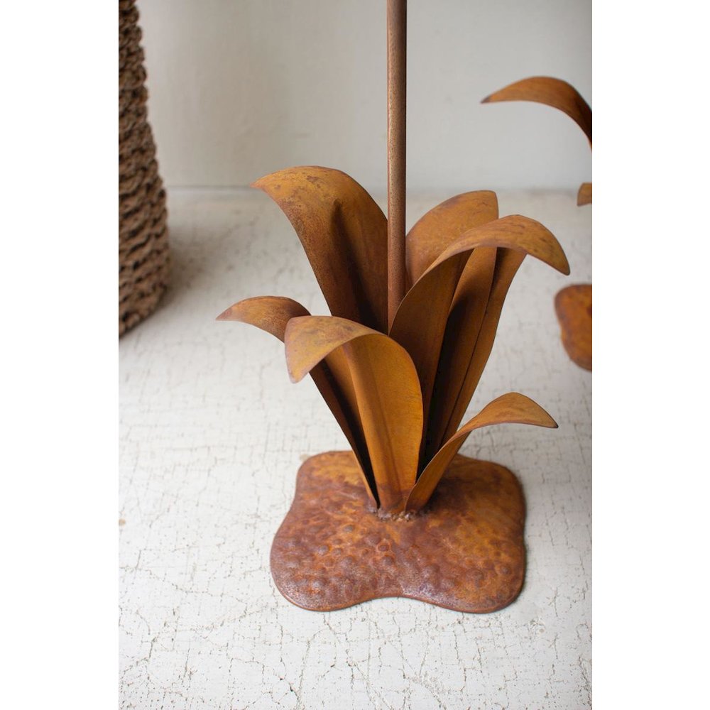 Set Of Two Rustic Metal Aloe Plants With Flowers. Picture 2