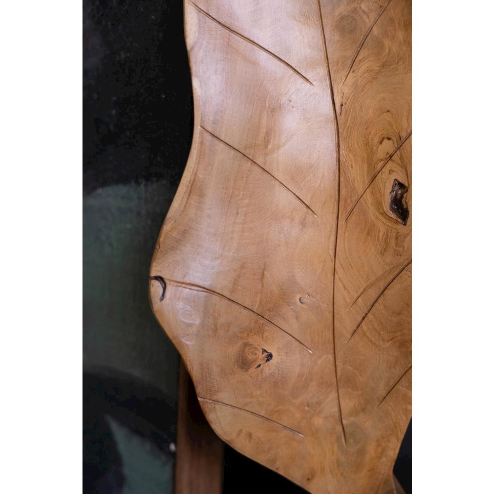 Hand-Carved Teakwood Tabletop Leaves Sculpture. Picture 3