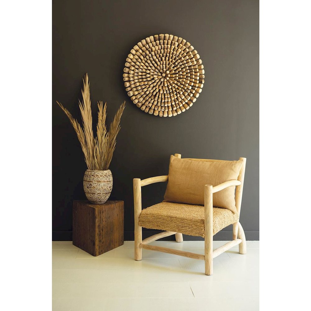 Round Driftwood Wall Art. Picture 3