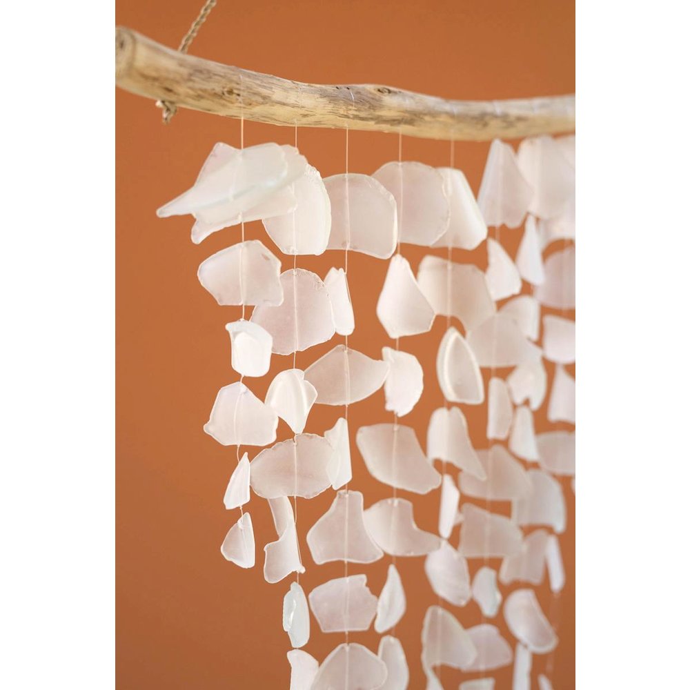 Driftwood And Seaglass Chime - Clear/Frosted. Picture 2
