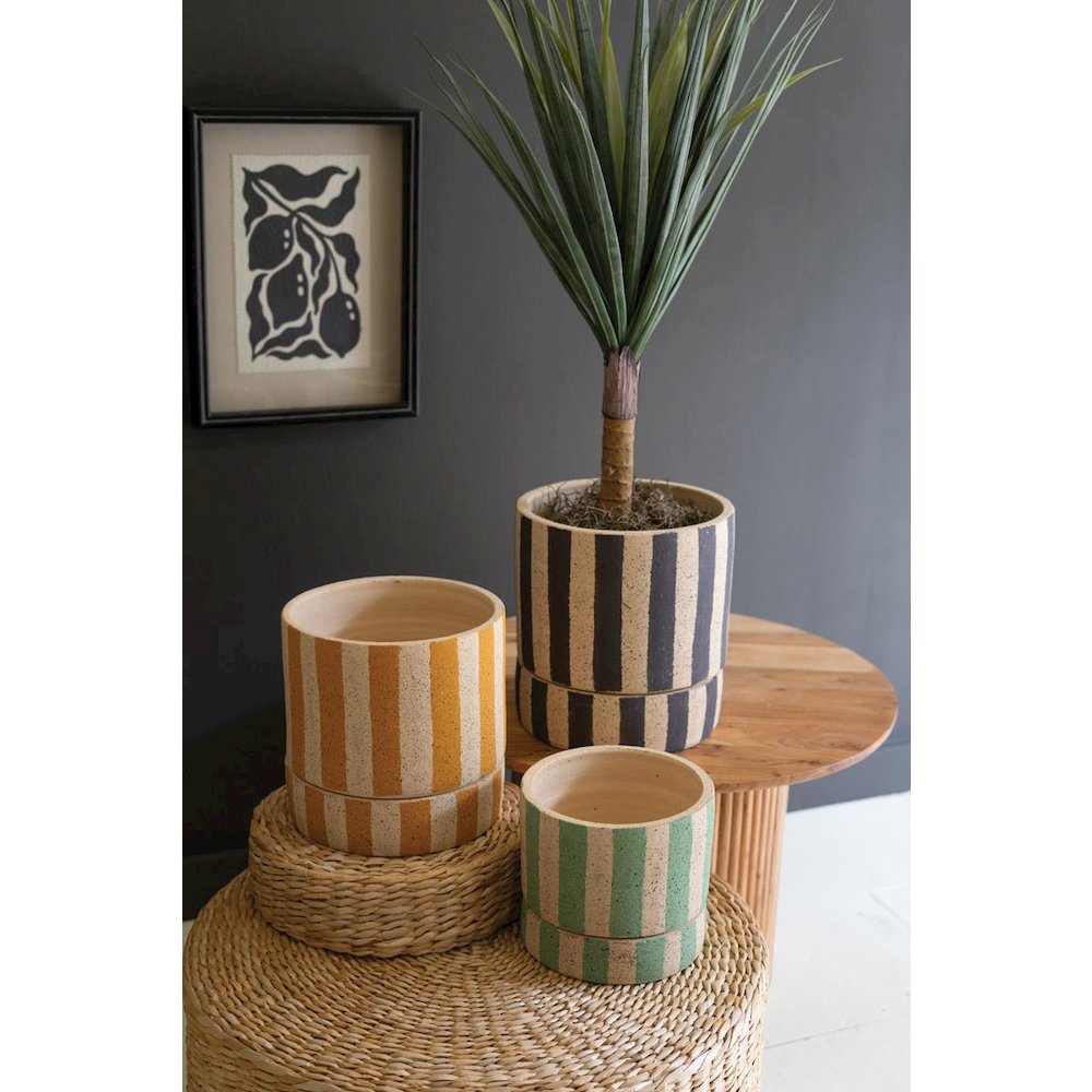 Set Of Three Clay Planters With Striped Details + Trays -One Each Size. Picture 1
