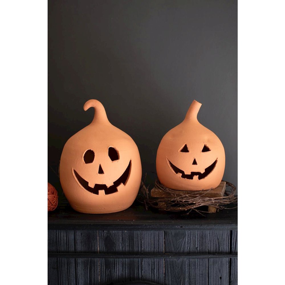 Set Of Two  Terracotta Clay Jack-O-Lanterns. Picture 2