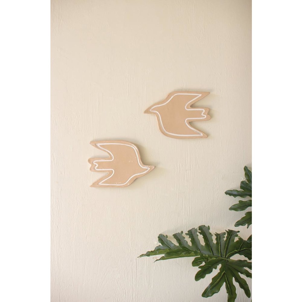 Set Of Two Clay Bird Wall Decor. Picture 1