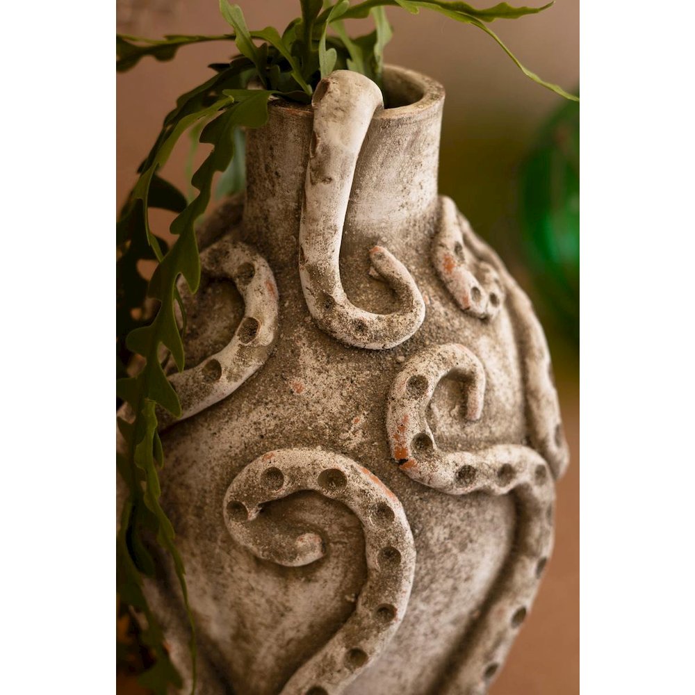 Painted Clay Octopus Vase. Picture 2