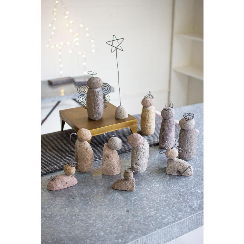 Set Of Twelve River Rock Nativity Scene. Picture 1