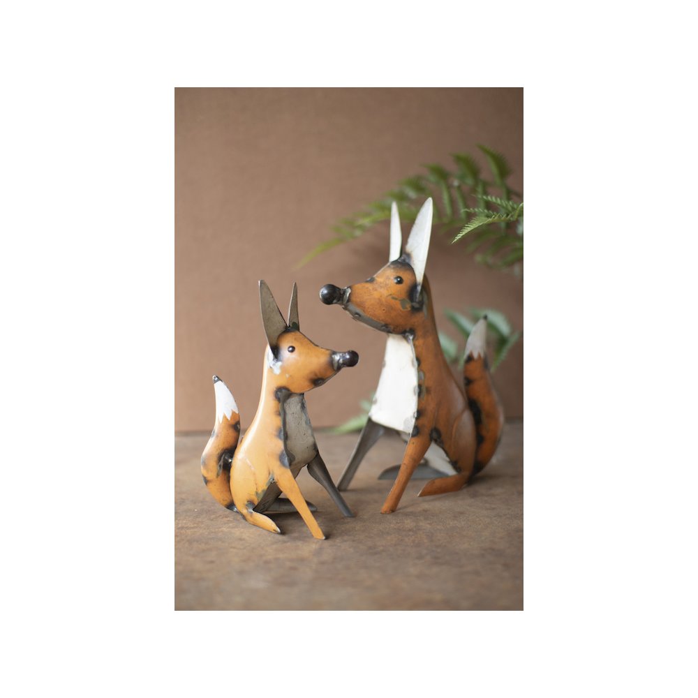 Set Of Two Recycled Iron Foxes. Picture 1