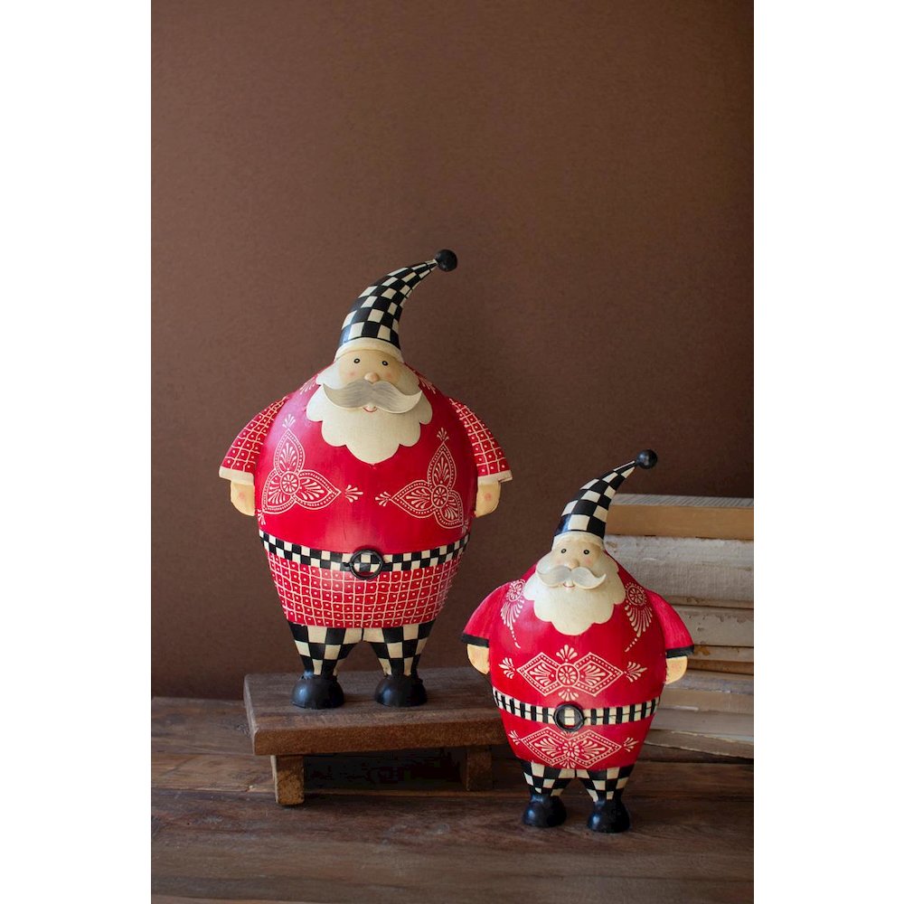 Set Of Two Painted Metal Santas With Checkered Detail. Picture 1
