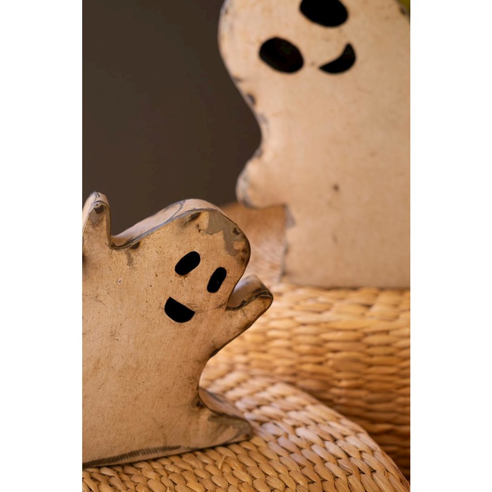 Set Of Two Recycled Iron Halloween Ghosts. Picture 4