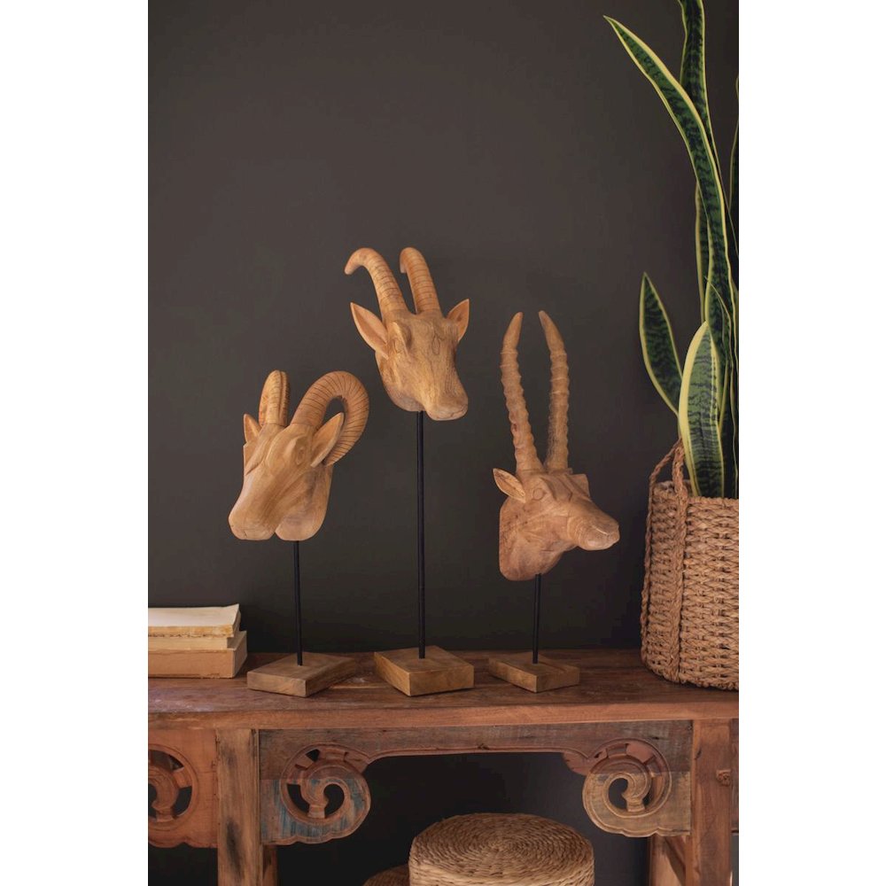 Set Of Three Carved Mango Wood African Animal Heads. Picture 1