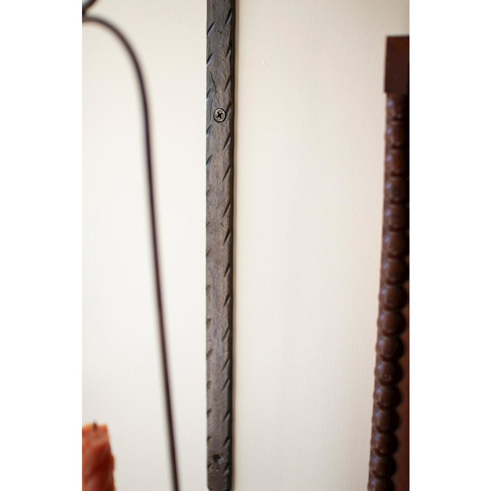 Hanging Wall Taper Candle Holder - Oval. Picture 3