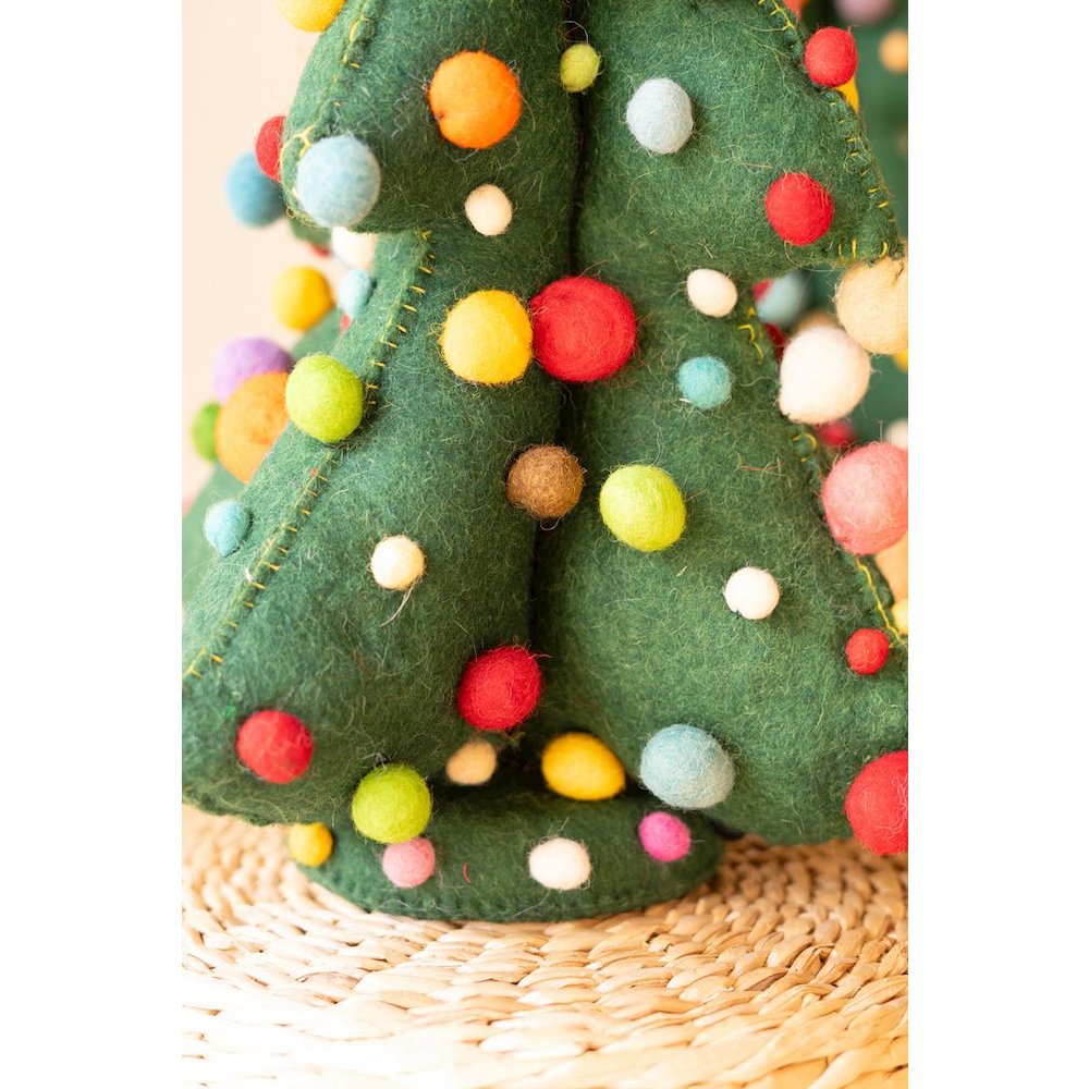 Large Felt Christmas Tree. Picture 5