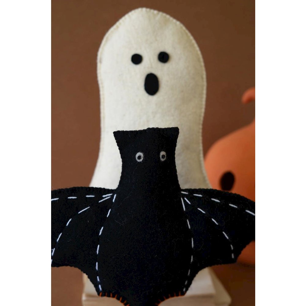 Felt Halloween Bat On A Base. Picture 4