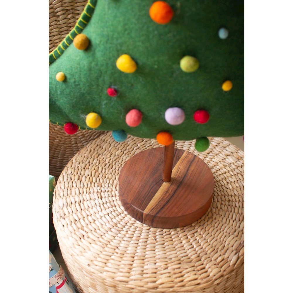 Large Felt Christmas Tree On Wood Base. Picture 2
