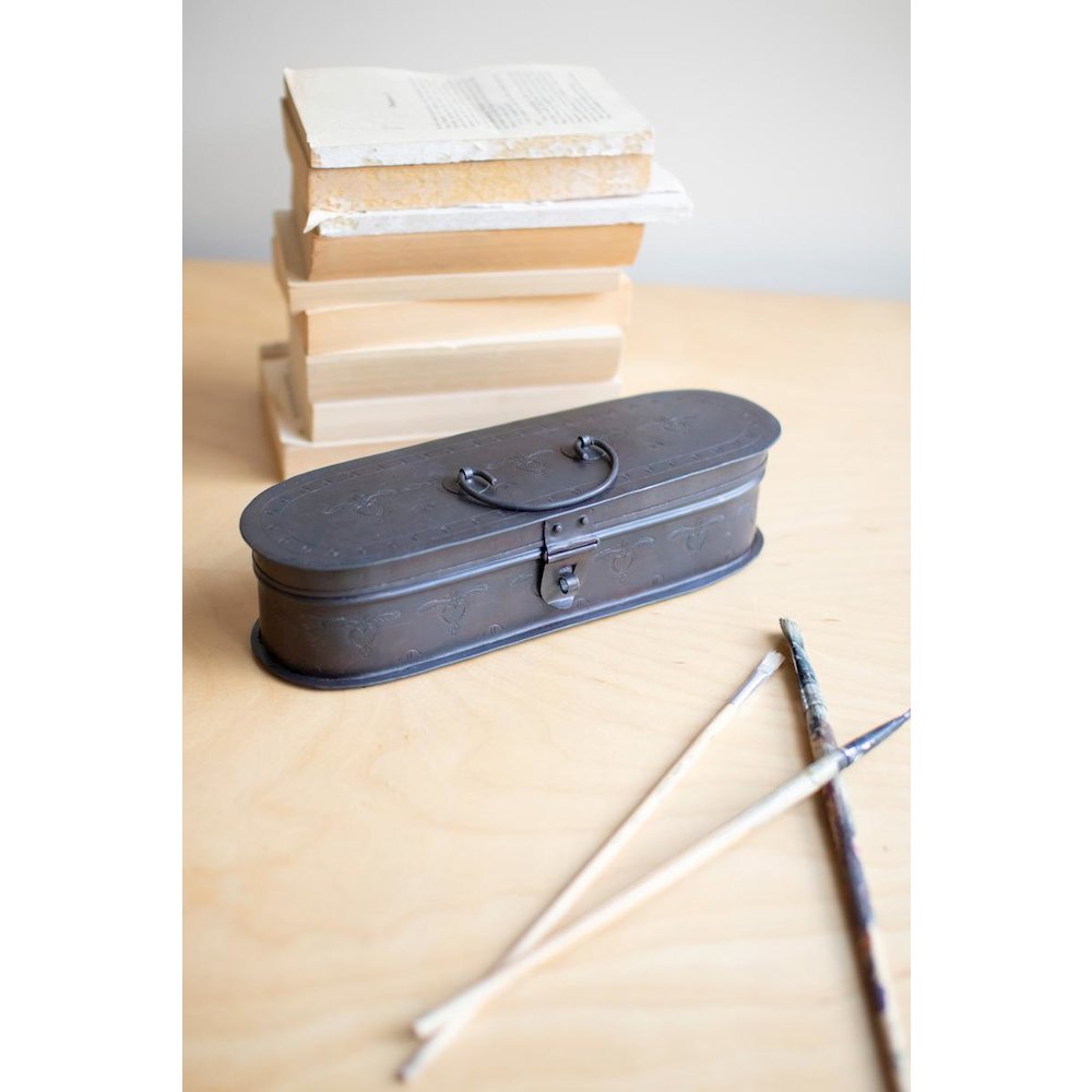 Hand-Etched Oval Iron Box With Hinged Lid. Picture 1