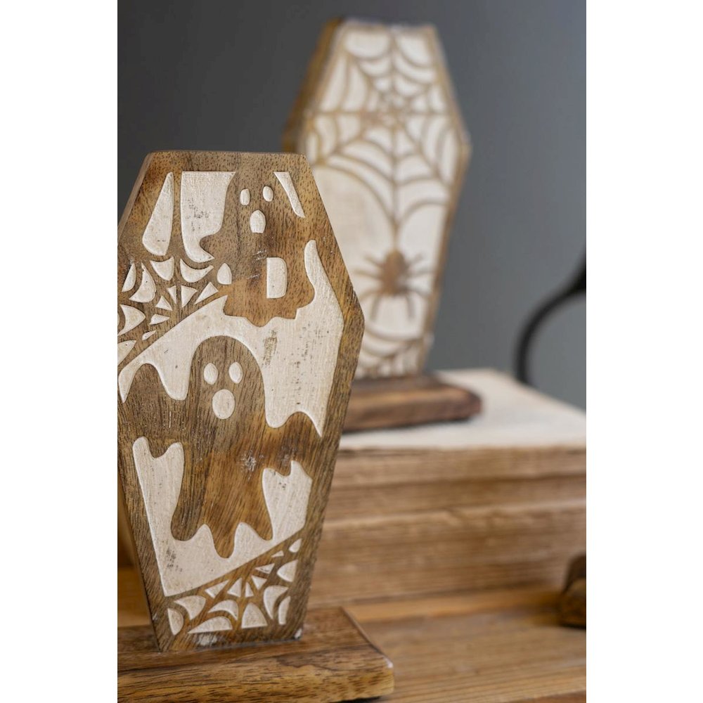Set Of Three Carved Wooden Halloween Coffin Scenes. Picture 3