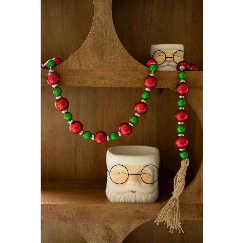 Red And Green Christmas Ball Garland W Jute Tassels. Picture 4