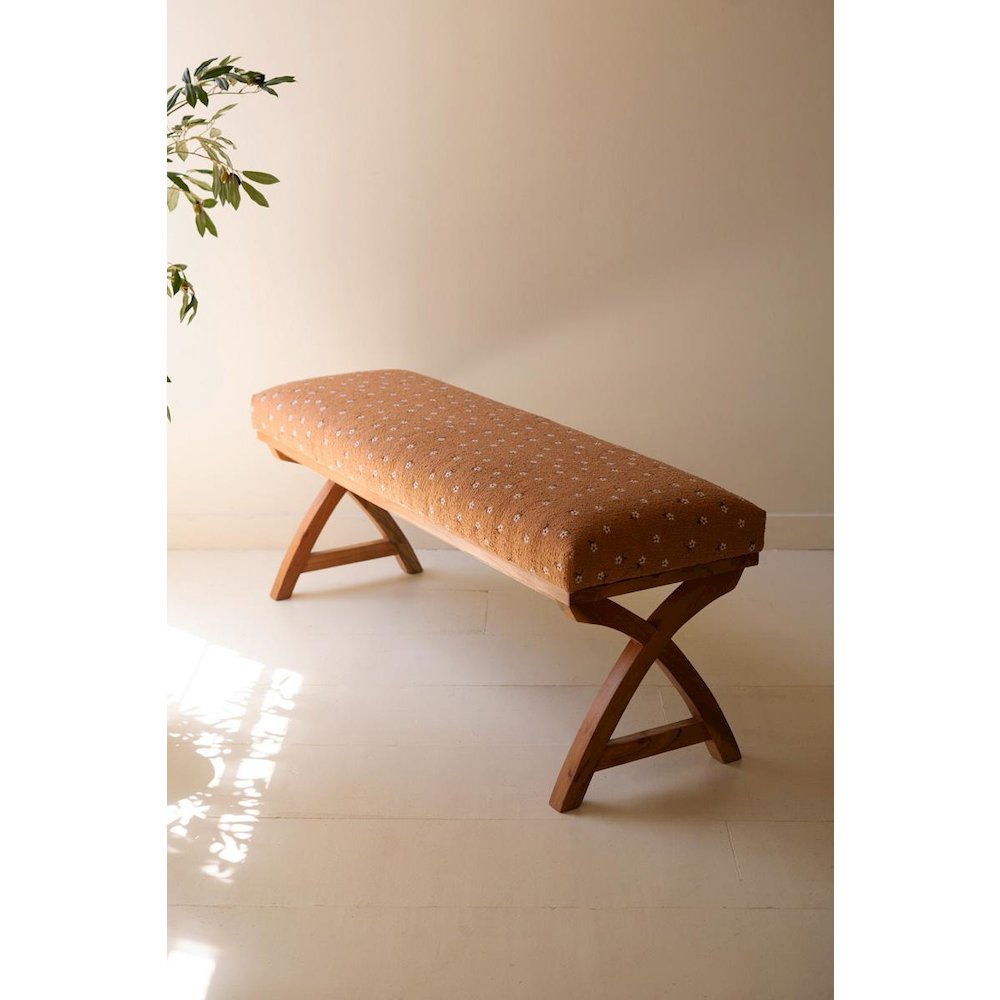 Upholstered Bench. Picture 2