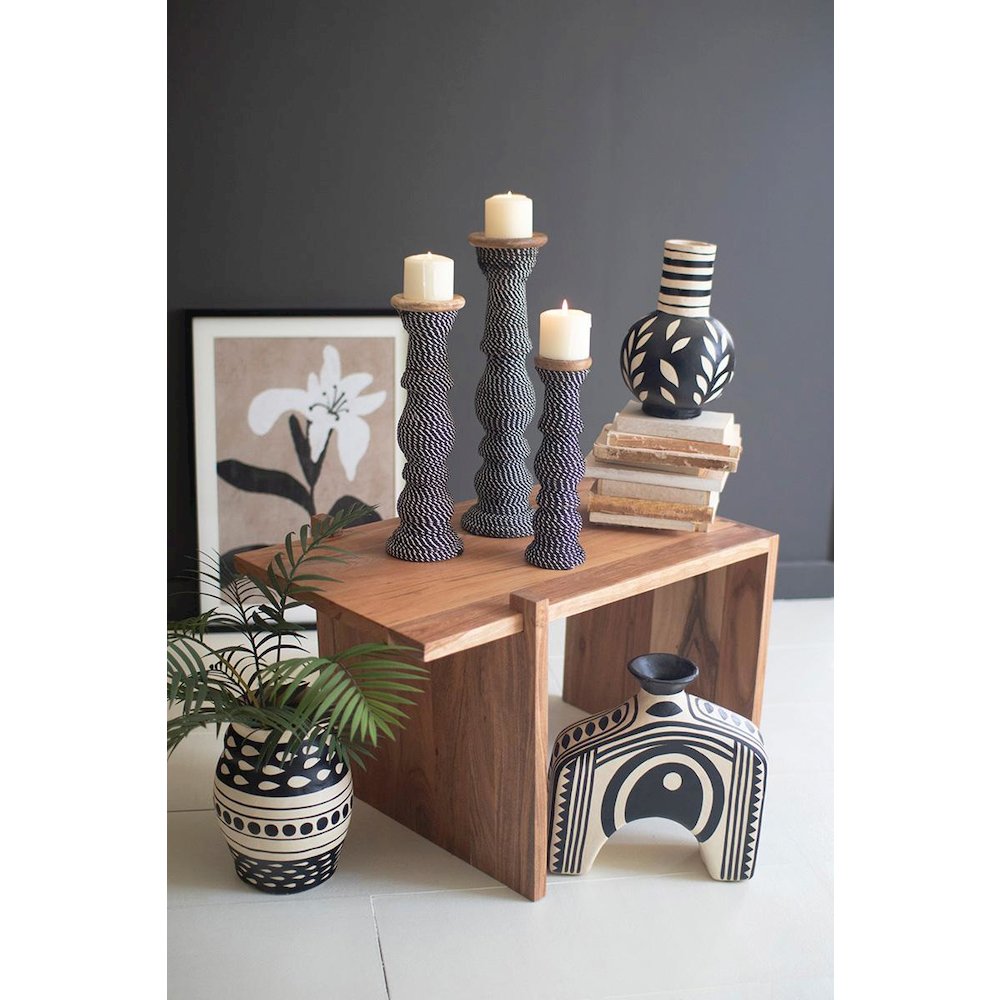 Set 3 Wooden Candle Holders With Black & White String. Picture 4