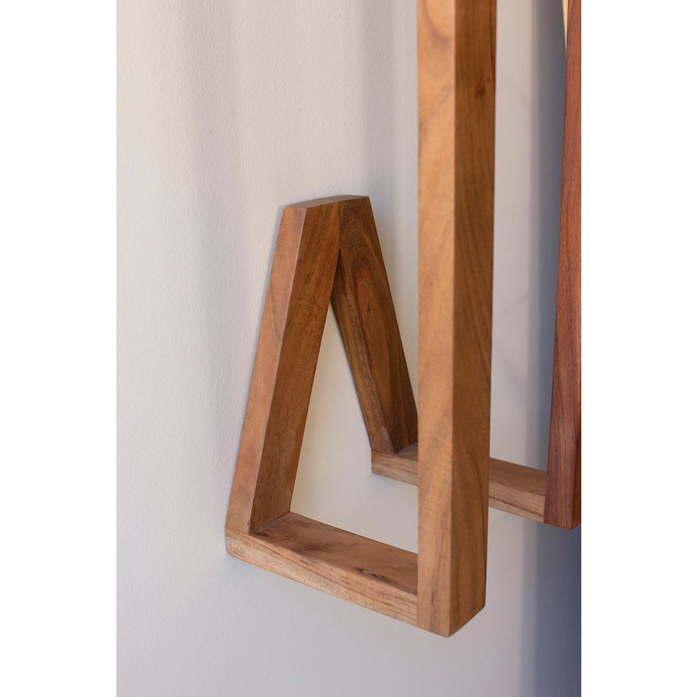 Wooden Wall Towel Rack. Picture 5