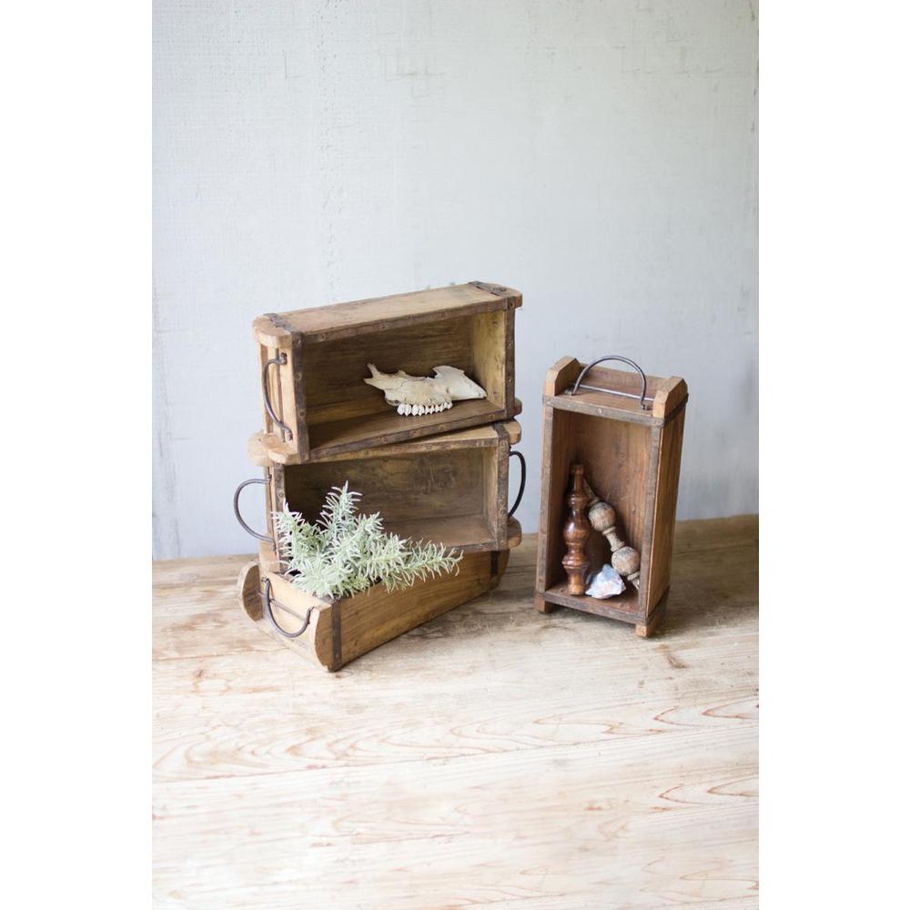 Wooden Brick Mold With Iron Handles. Picture 1