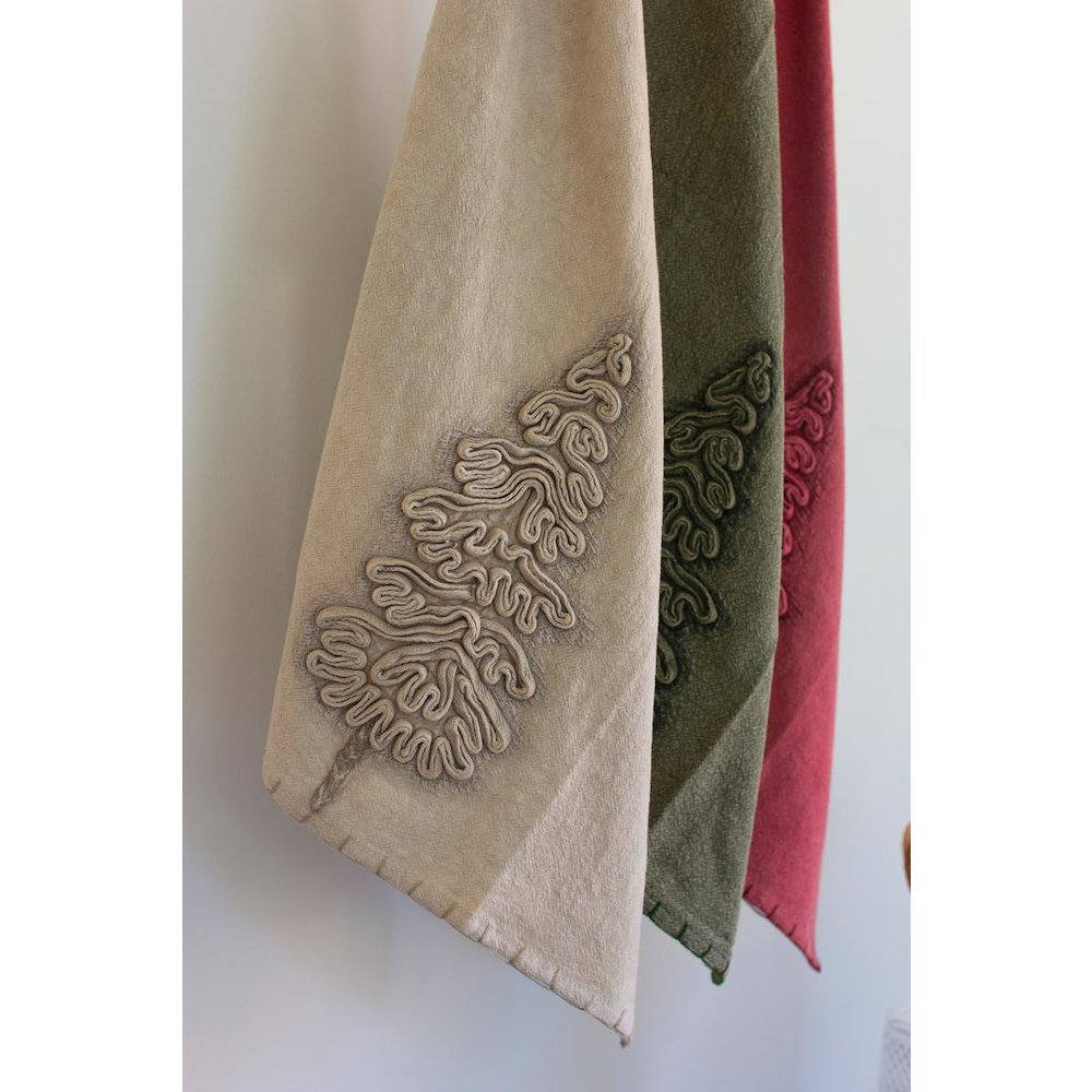 Set Of Three Christmas Tree Kitchen Towels. Picture 2