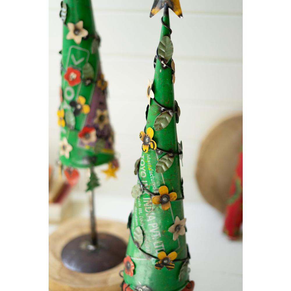 Set Of Two Recycled Iron Christmas Trees. Picture 3