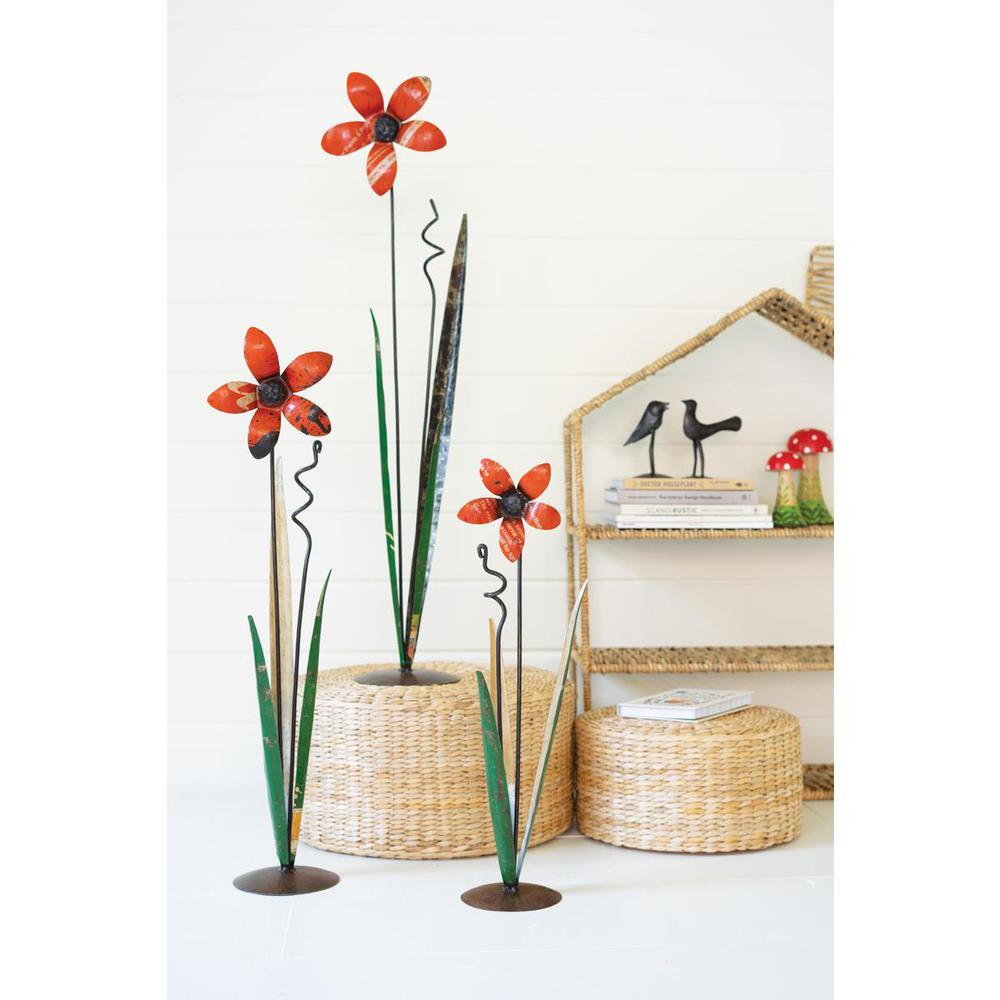 Set Of Three Recycled Iron Flowers. Picture 2