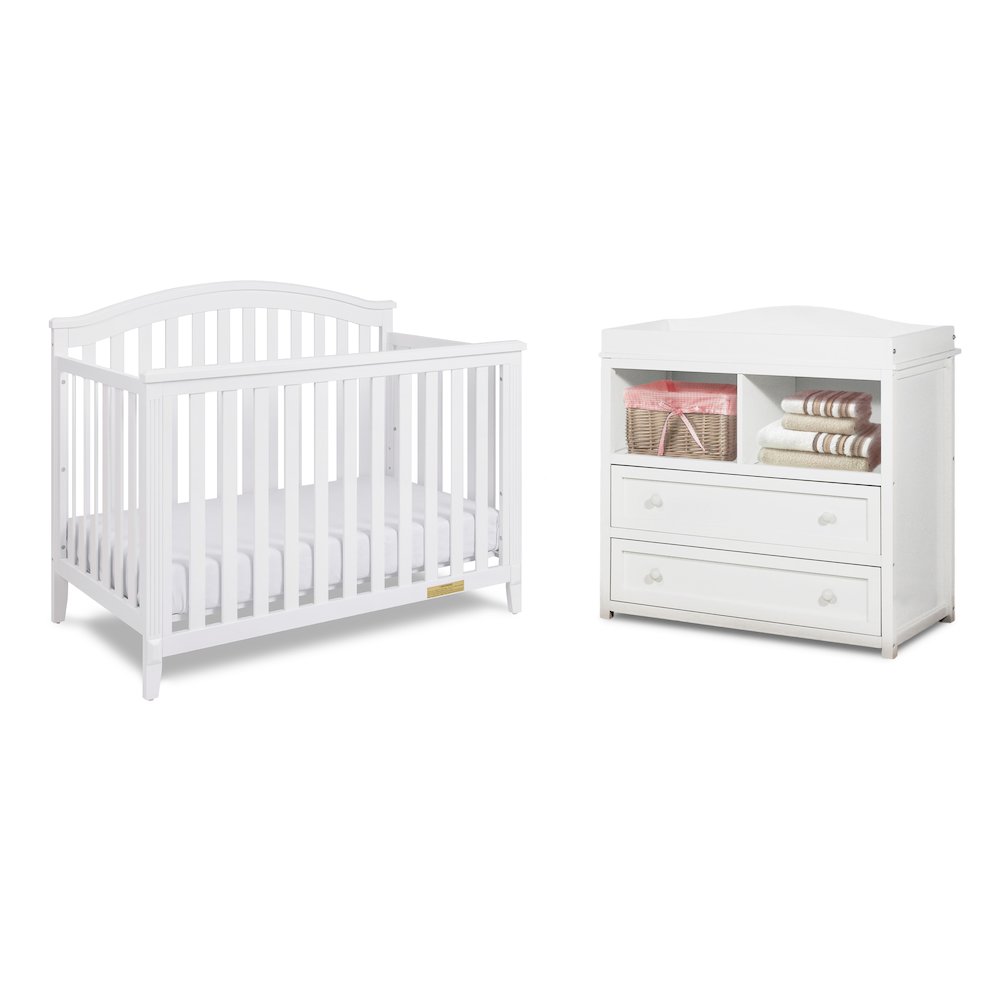 Kali II 4-in-1 Convertible Crib White. Picture 9