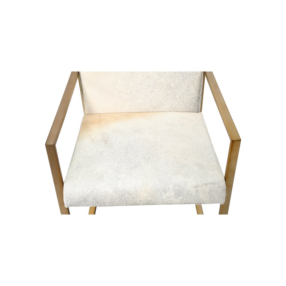 Bethel International Living Room Chair in Gold Color. Picture 3