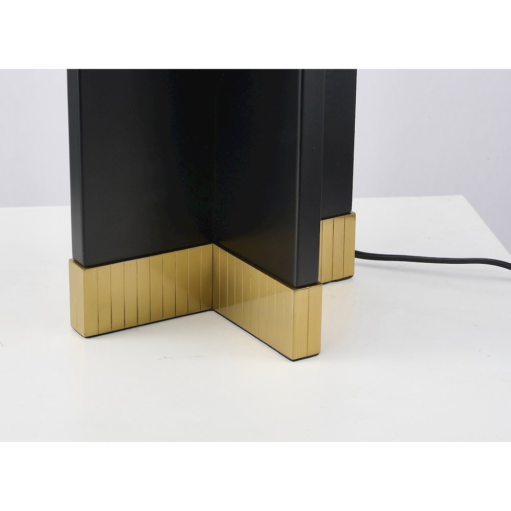 1-Light Table Lamp With A Stain Brass Base, Black Iron Body. Picture 6