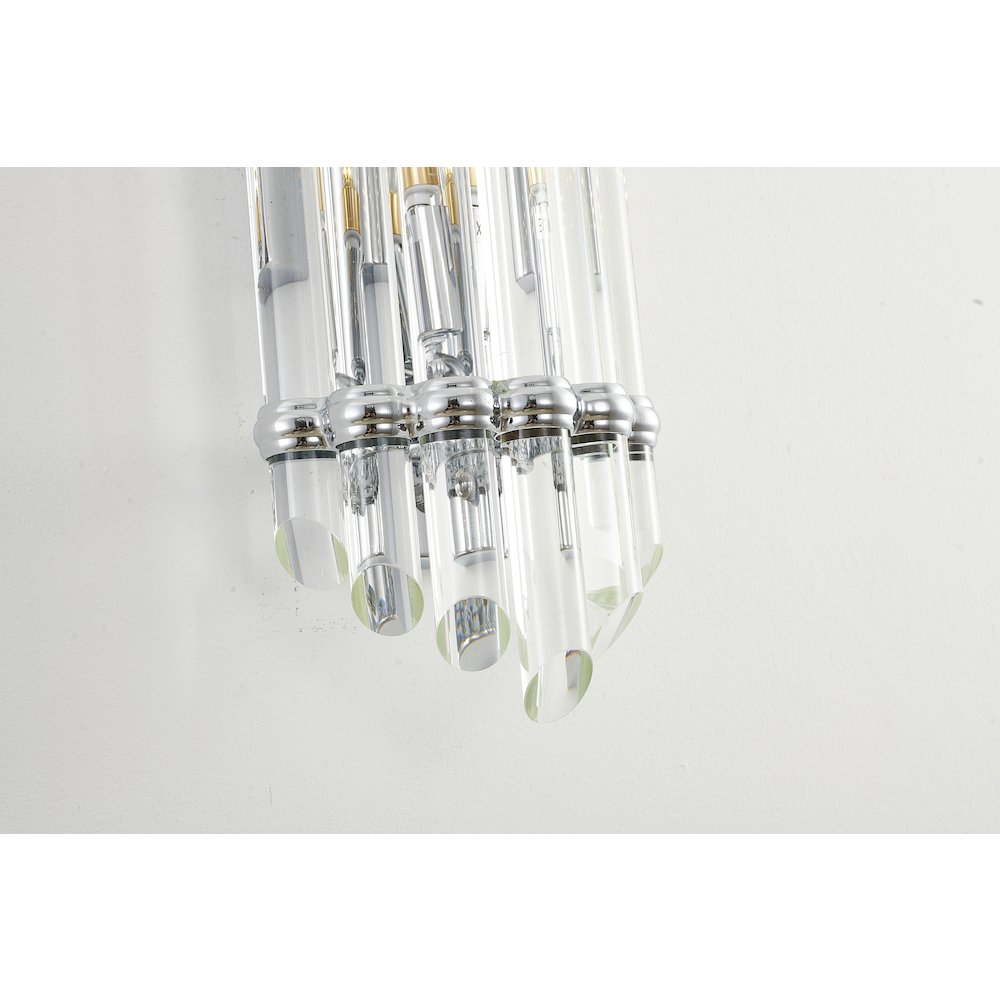 1-Light Chrome Metal Wall Sconce With A Clear Glass Rods. Picture 4