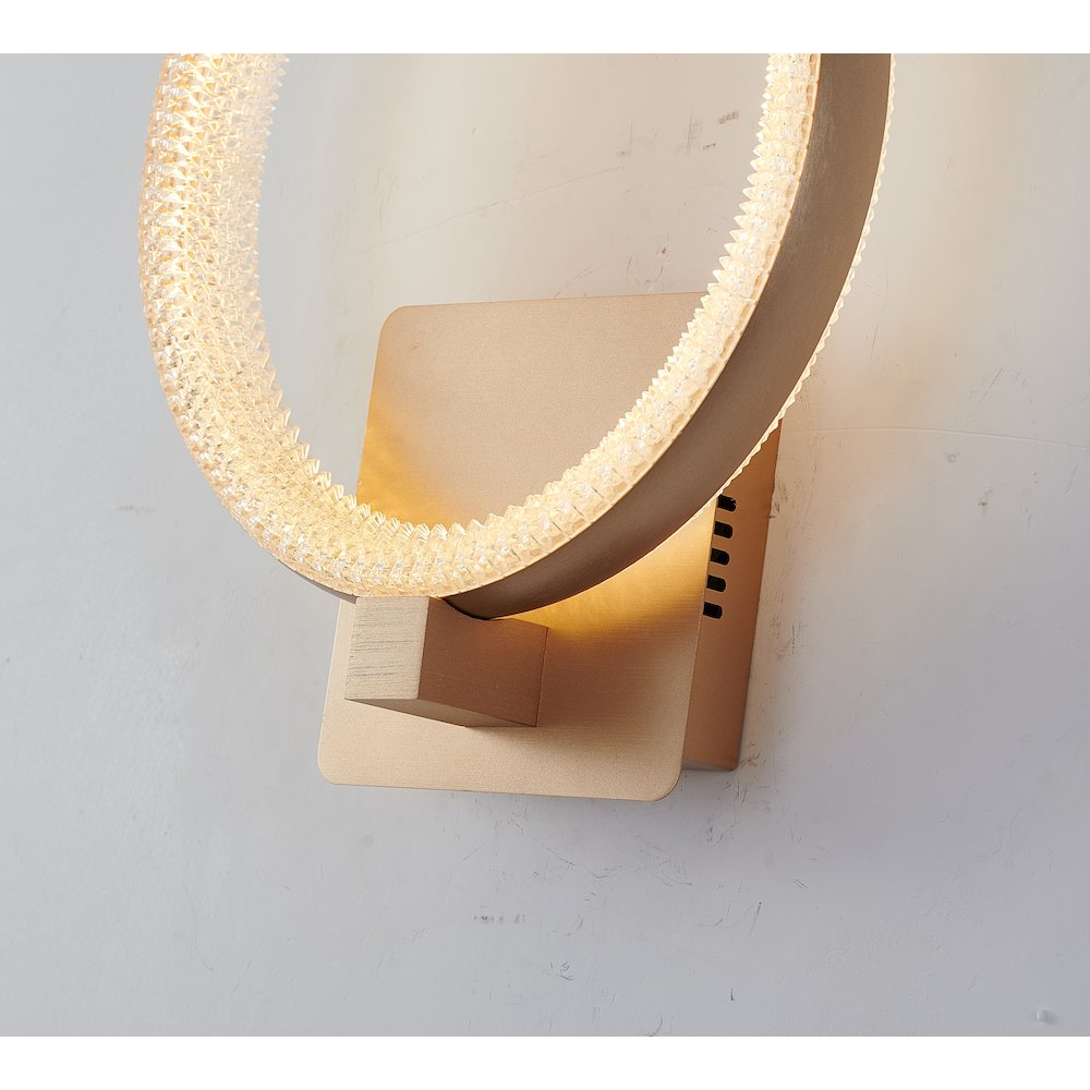 1-Light Gold LED Wall Sconce With A Clear Acrylic Diffuser. Picture 3