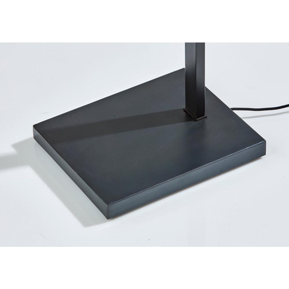 Newman Task Floor Lamp. Picture 4