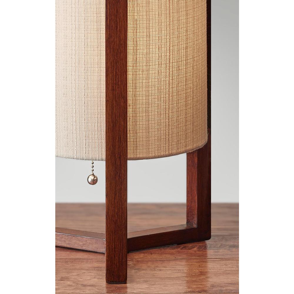 Quinn Table Lantern. Picture 3