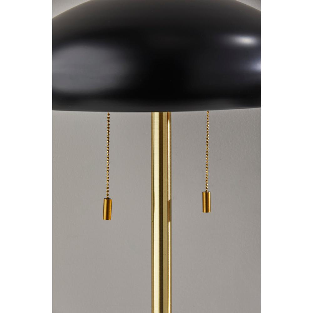 Cap Table Lamp. Picture 4
