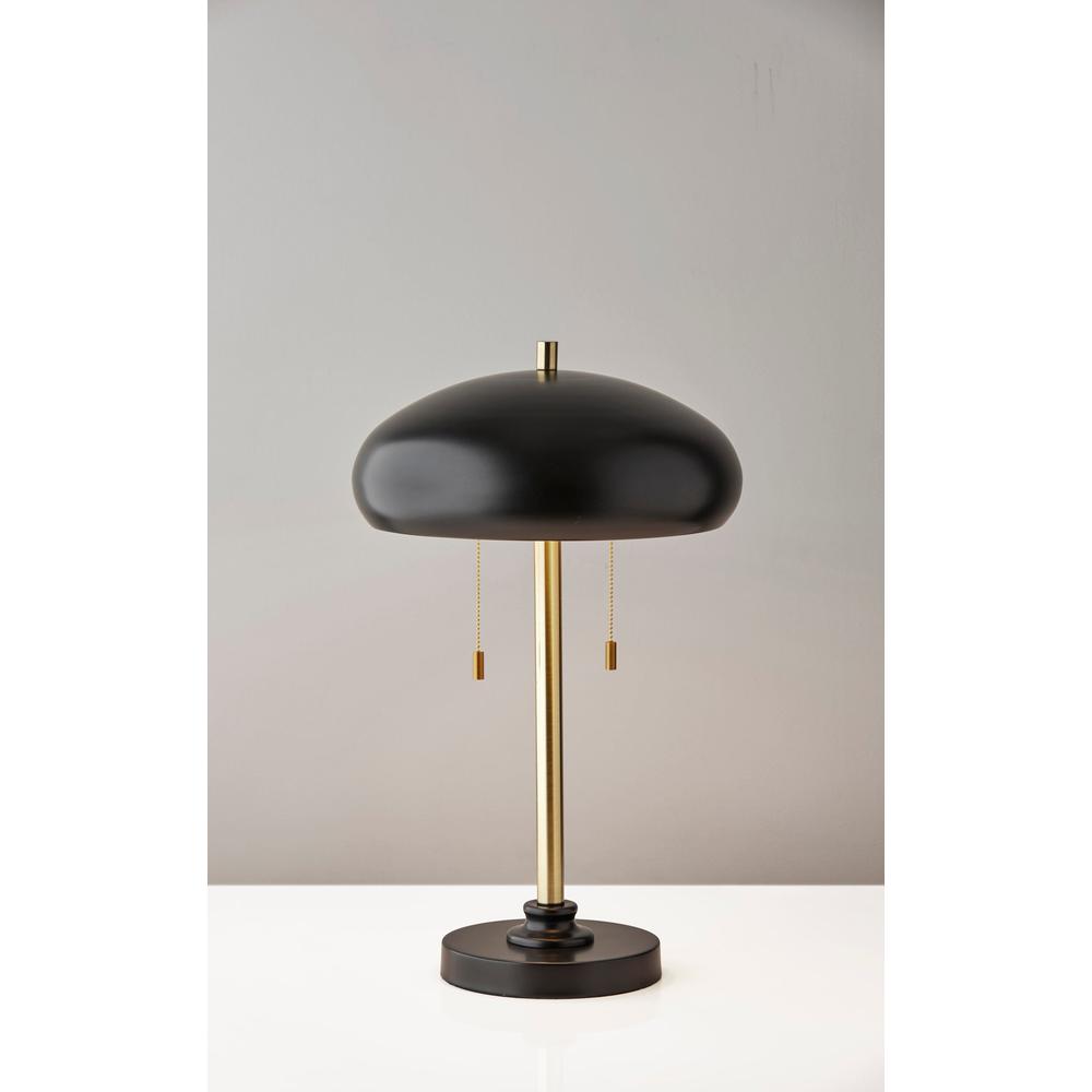 Cap Table Lamp. Picture 5