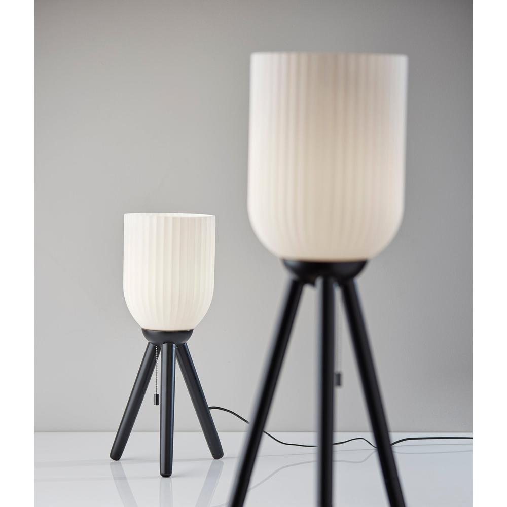 Kinsley Table Lamp. Picture 4