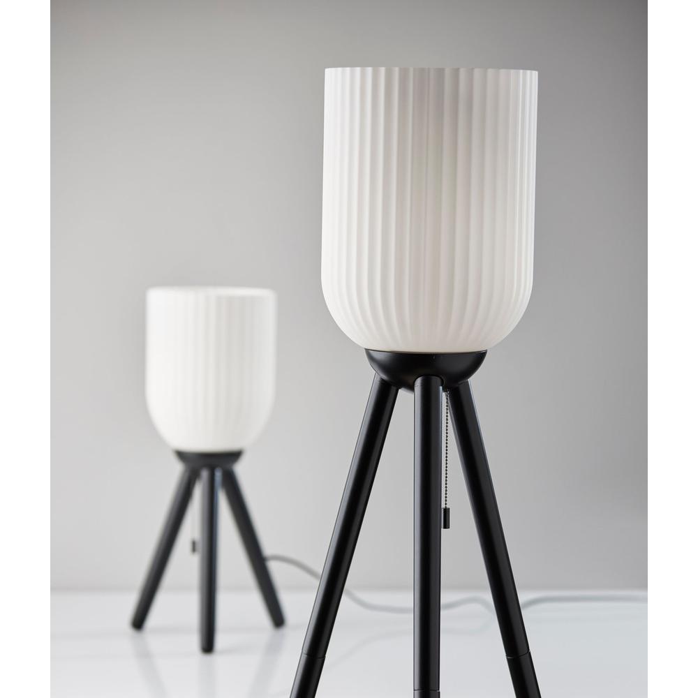 Kinsley Floor Lamp. Picture 5
