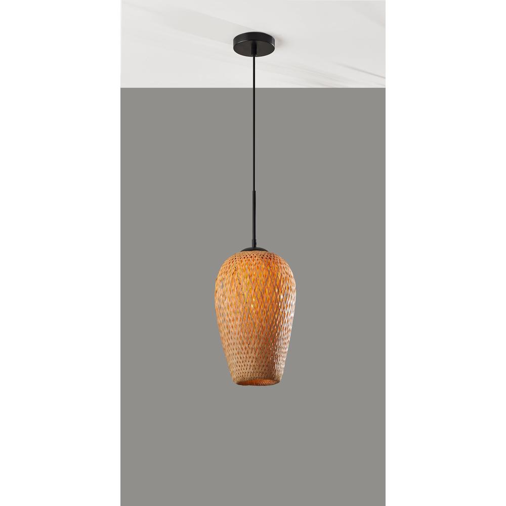 Hugo Pendant. Picture 3